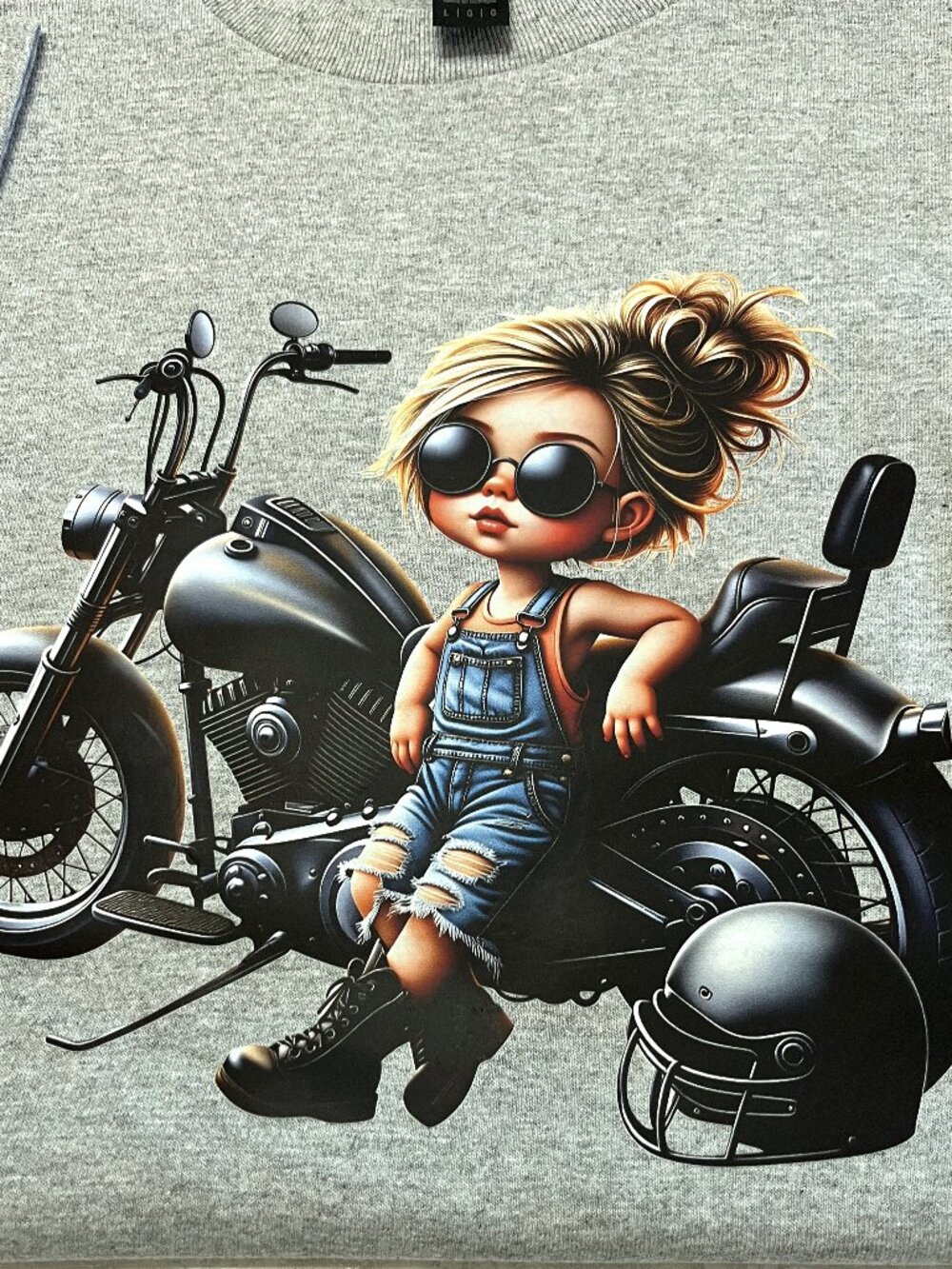 Motorcycle Girl T-Shirt Size Large Gray Gildan Heavy Cotton